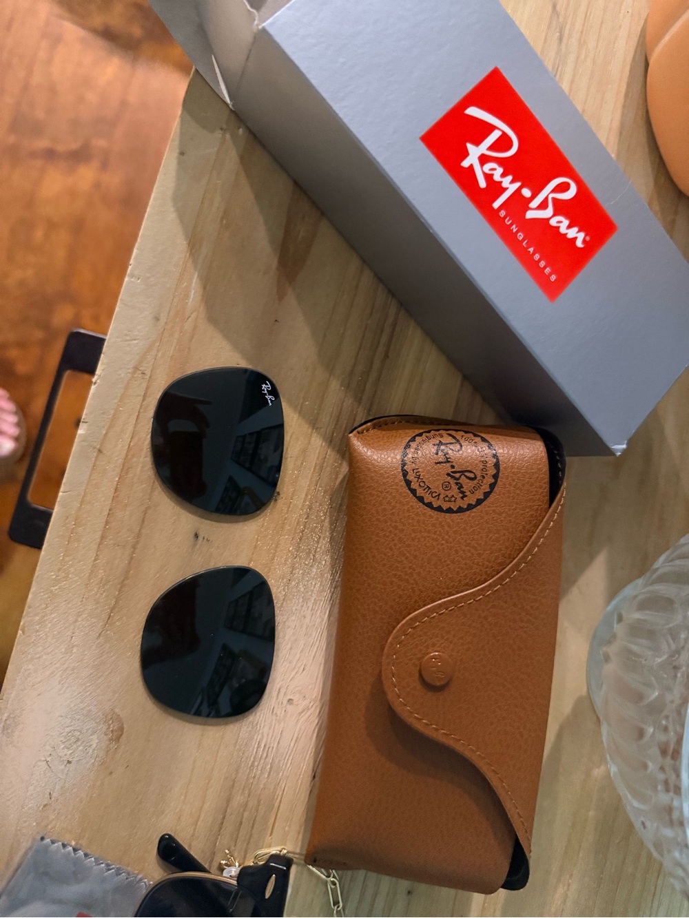 Ray-Ban Black and gold with Lenses with Brown Leather Case